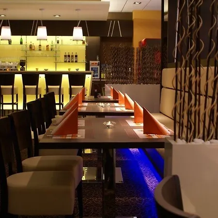 Palcat Hotell Tábor