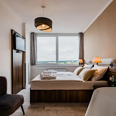 Palcat Hotell Tábor