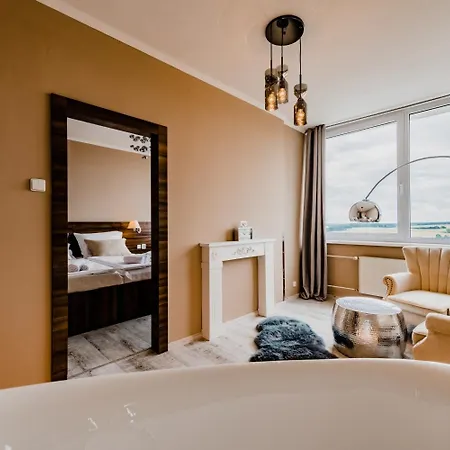 Palcat Hotell Tábor