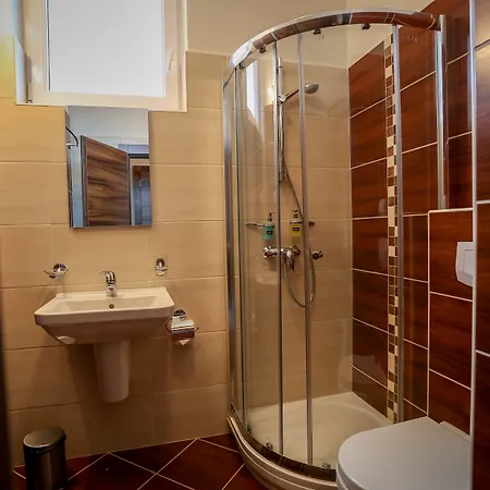 Hotell Palcat Tábor