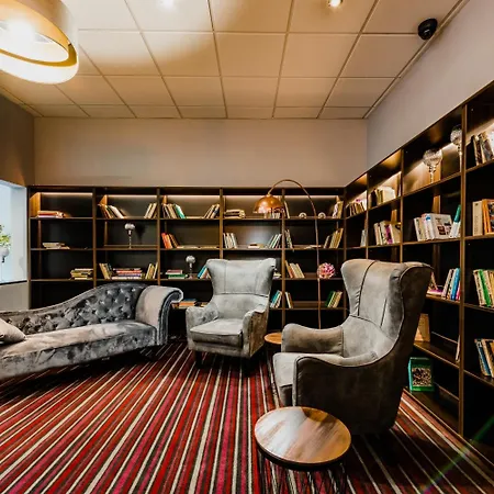 Hotell Palcat 3*